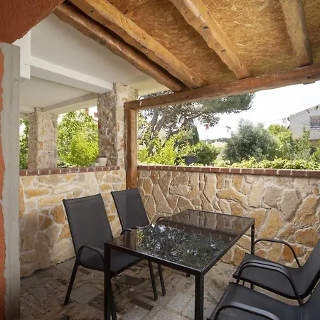 Apartmán Valentino With Shared Pool *